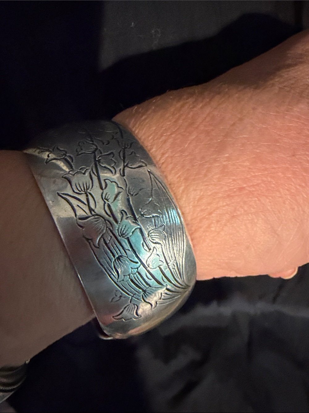 S. Kirk & Son Sterling Silver - Lily of the Valley Engraved Cuff Bracelet -SZ 7” - Picture 5 of 11